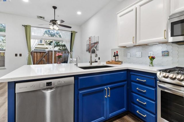 4052 Ghiotti Ct, Pleasanton, CA 94588