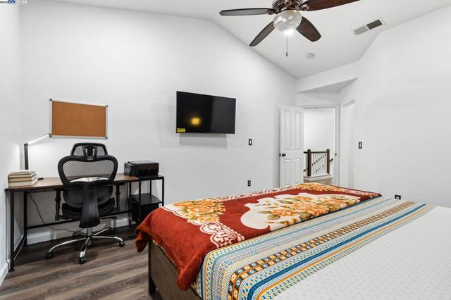 4052 Ghiotti Ct, Pleasanton, CA 94588