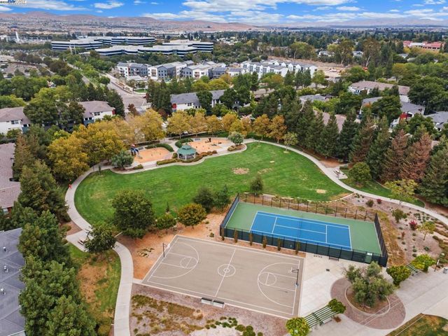 4052 Ghiotti Ct, Pleasanton, CA 94588