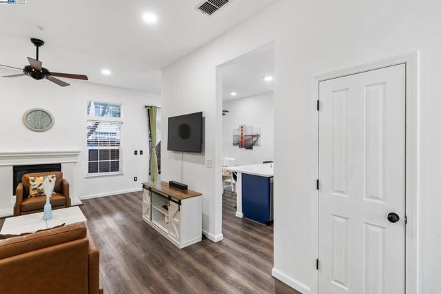 4052 Ghiotti Ct, Pleasanton, CA 94588