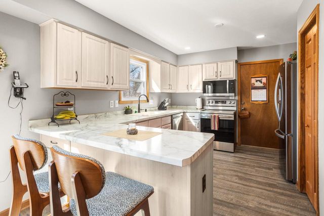 W182S7785 Ann DRIVE, Muskego, WI 53150