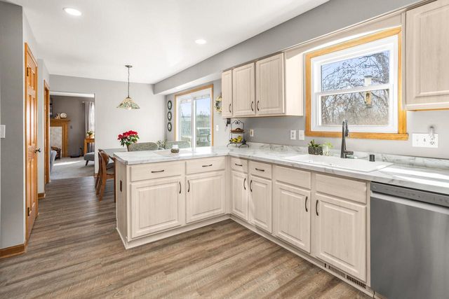 W182S7785 Ann DRIVE, Muskego, WI 53150