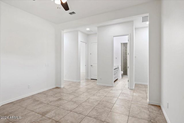 11856 W LONE TREE Trail, Peoria, AZ 85383