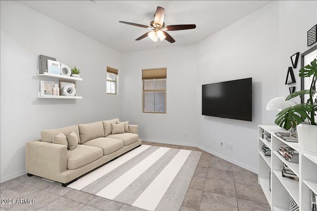 11856 W LONE TREE Trail, Peoria, AZ 85383