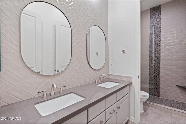 11856 W LONE TREE Trail, Peoria, AZ 85383