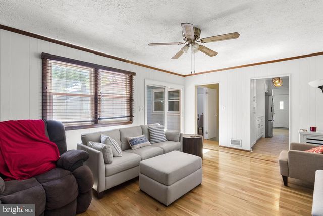 1108 GRANDIN AVE, Rockville, MD 20851