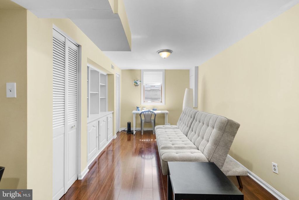 Image 22 of property listing at 1108 GRANDIN AVE, Rockville, MD 20851