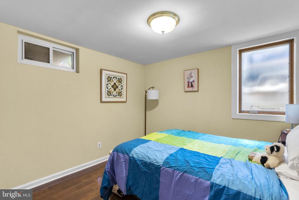 Image 24 of property listing at 1108 GRANDIN AVE, Rockville, MD 20851