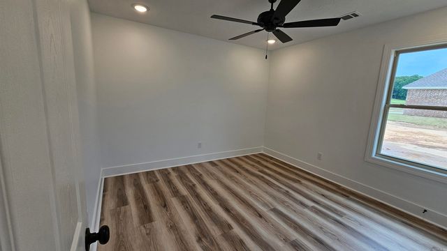 2304 S 19th Street, Paragould, AR 72450