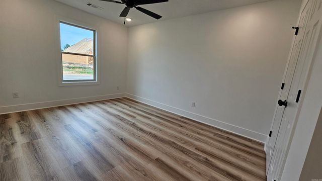 2304 S 19th Street, Paragould, AR 72450