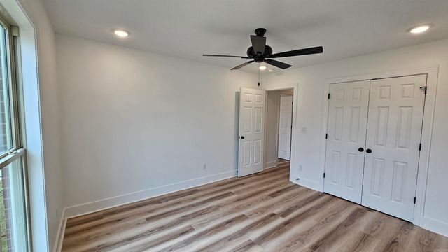 2304 S 19th Street, Paragould, AR 72450