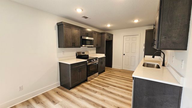 2304 S 19th Street, Paragould, AR 72450