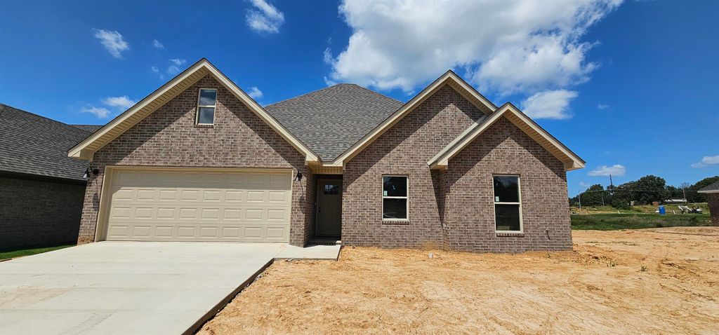 2304 S 19th Street, Paragould, AR 72450