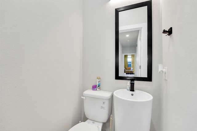 4621 Collins Avenue, Dallas, TX 75210