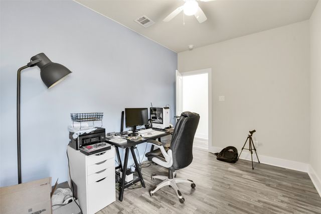 4621 Collins Avenue, Dallas, TX 75210