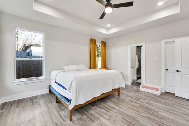 4621 Collins Avenue, Dallas, TX 75210