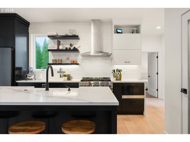 1931 Nw 113TH Ave, Portland, OR 97229