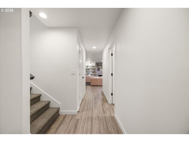 1931 Nw 113TH Ave, Portland, OR 97229