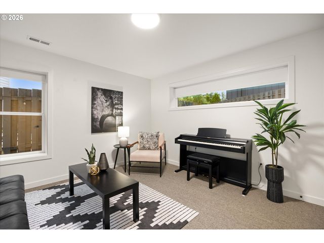 1931 Nw 113TH Ave, Portland, OR 97229