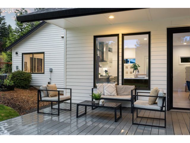 1931 Nw 113TH Ave, Portland, OR 97229