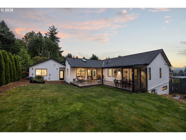 1931 Nw 113TH Ave, Portland, OR 97229