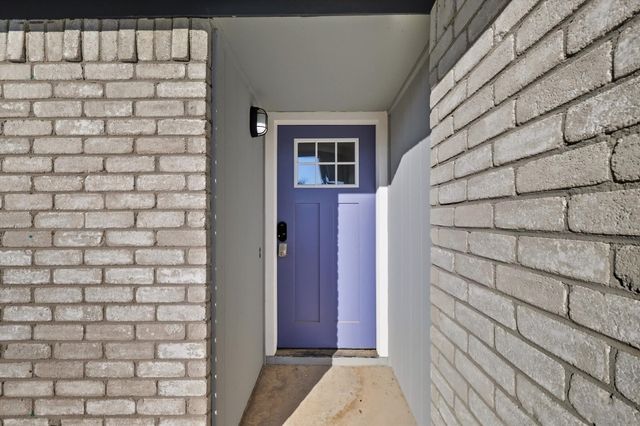 109 N Heights Drive, Crowley, TX 76036