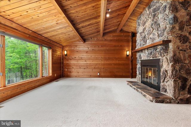 281 BOOTS HILL LANE, Gore, VA 22637