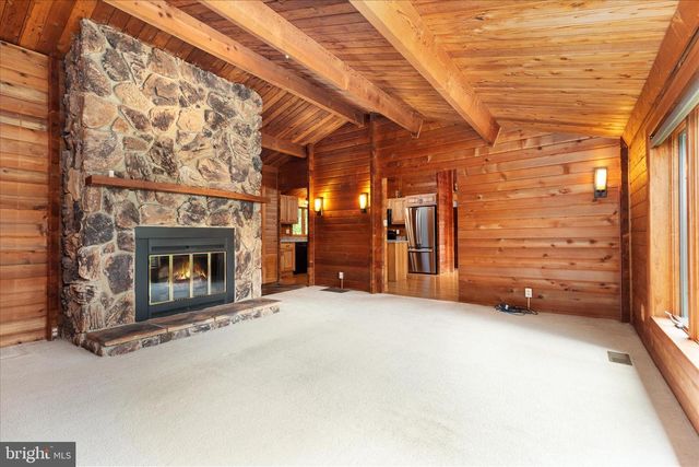 281 BOOTS HILL LANE, Gore, VA 22637