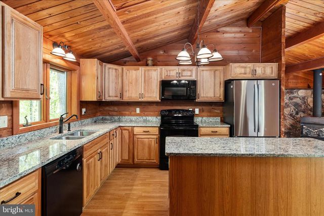 281 BOOTS HILL LANE, Gore, VA 22637