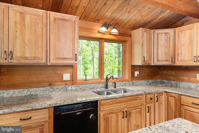 281 BOOTS HILL LANE, Gore, VA 22637