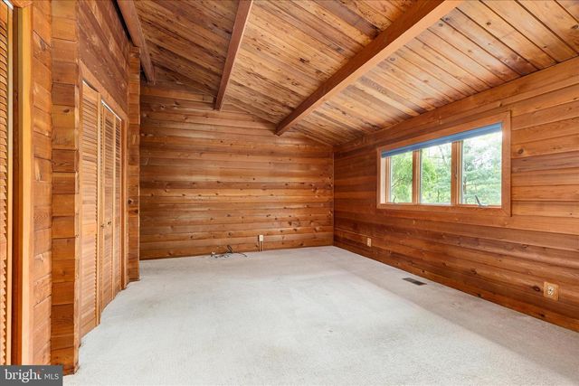 281 BOOTS HILL LANE, Gore, VA 22637