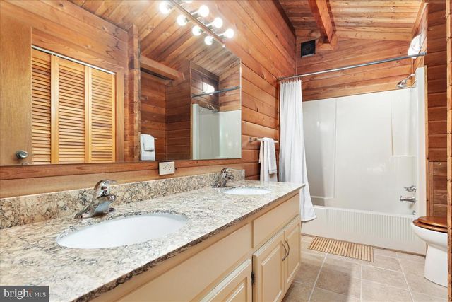 281 BOOTS HILL LANE, Gore, VA 22637