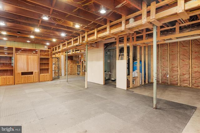 281 BOOTS HILL LANE, Gore, VA 22637