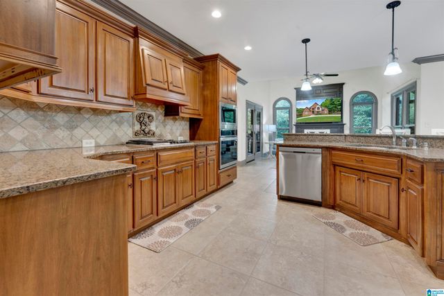8442 SCOTT DRIVE, Trussville, AL 35173