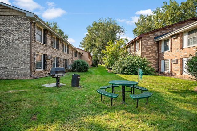 4618 Cedar Lake Road S 6, Saint Louis Park, MN 55416