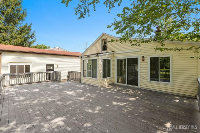 618 Wood Avenue, North Brunswick, NJ 08902