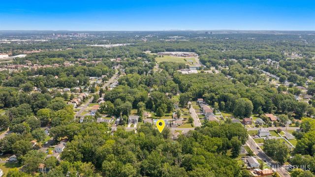 618 Wood Avenue, North Brunswick, NJ 08902