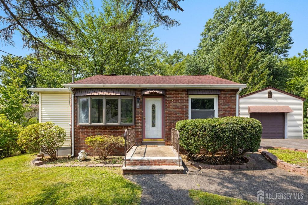 618 Wood Avenue, North Brunswick, NJ 08902