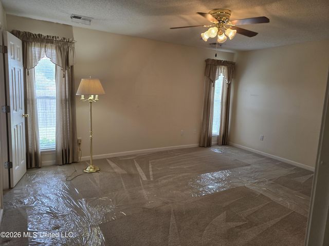 924 Remington Cove, Southaven, MS 38671