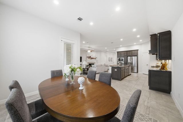 14051 Dunsmore Landing Drive, Houston, TX 77059