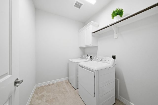 14051 Dunsmore Landing Drive, Houston, TX 77059