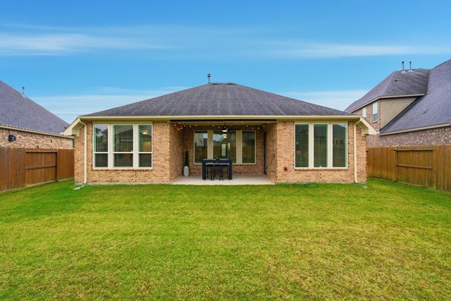 14051 Dunsmore Landing Drive, Houston, TX 77059