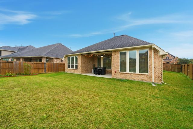 14051 Dunsmore Landing Drive, Houston, TX 77059