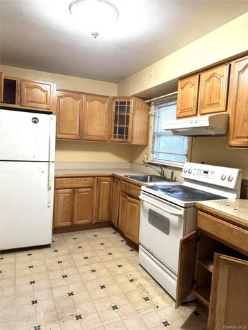 1551 Sweetman Avenue, Elmont, NY 11003