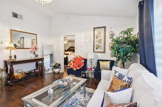 5807 FOX HUNT TRAIL, Orlando, FL 32808