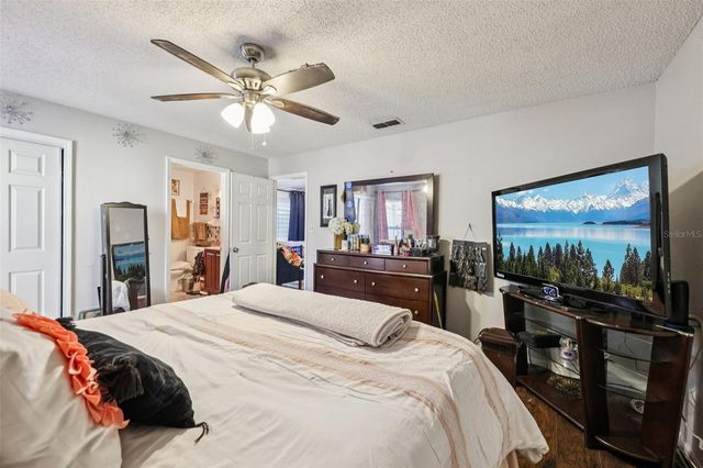 5807 FOX HUNT TRAIL, Orlando, FL 32808