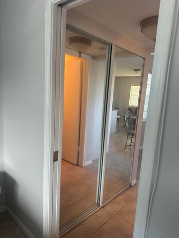 128 NORWICH F, West Palm Beach, FL 33417