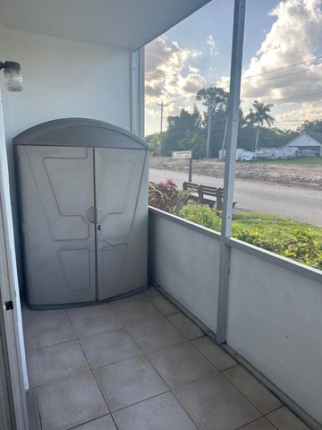 128 NORWICH F, West Palm Beach, FL 33417
