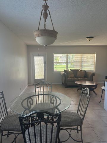 128 NORWICH F, West Palm Beach, FL 33417