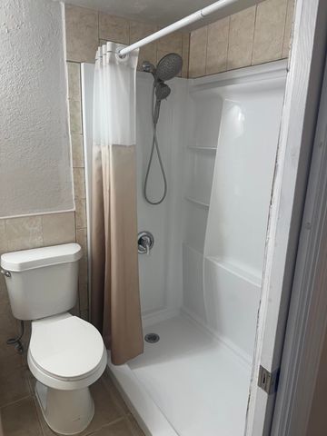 128 NORWICH F, West Palm Beach, FL 33417